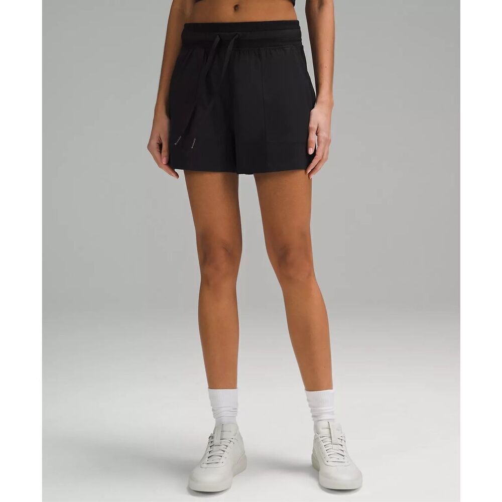Lululemon‎ Dance Studio High Rise Shorts size 6 Black 3.5" Athletic